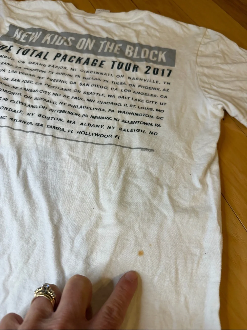 NKOTB New Kids on the Block Total Package Tour 2017 T-Shirt Small Band Tee